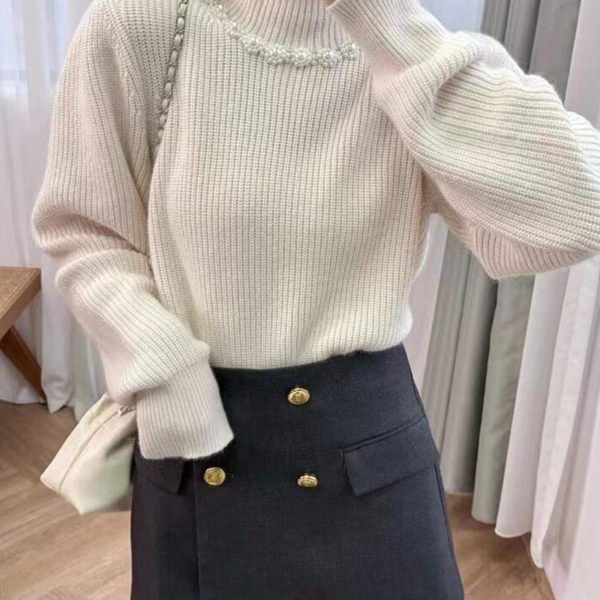 家仙仙～24秋冬法式半高领珠饰圆领毛衣上衣女装羊毛羊绒混