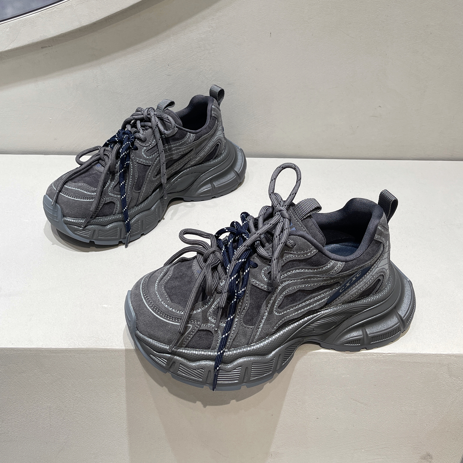 磨砂皮厚底老爹鞋百搭增高潮酷