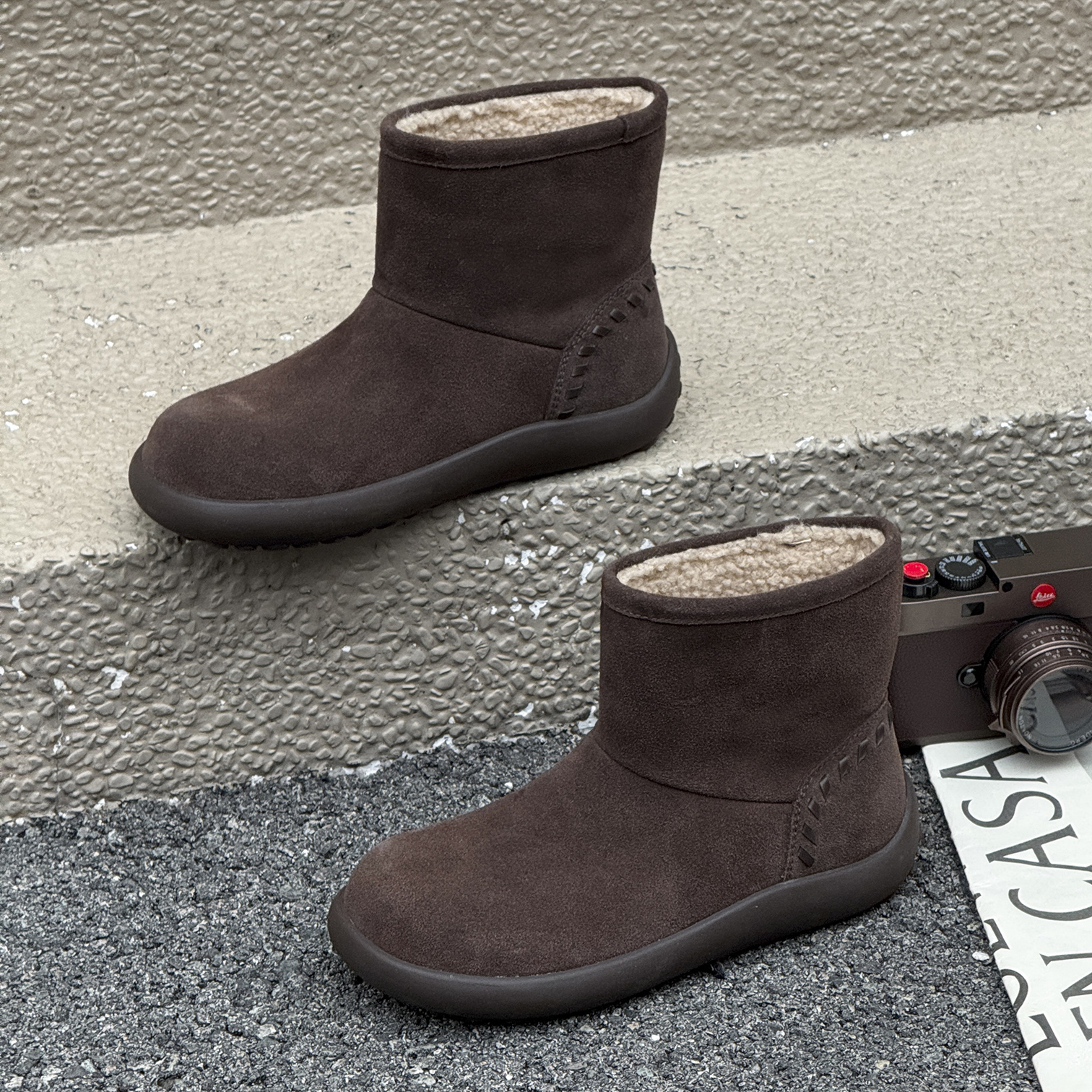 真皮面包雪地靴加绒防滑保暖棉靴