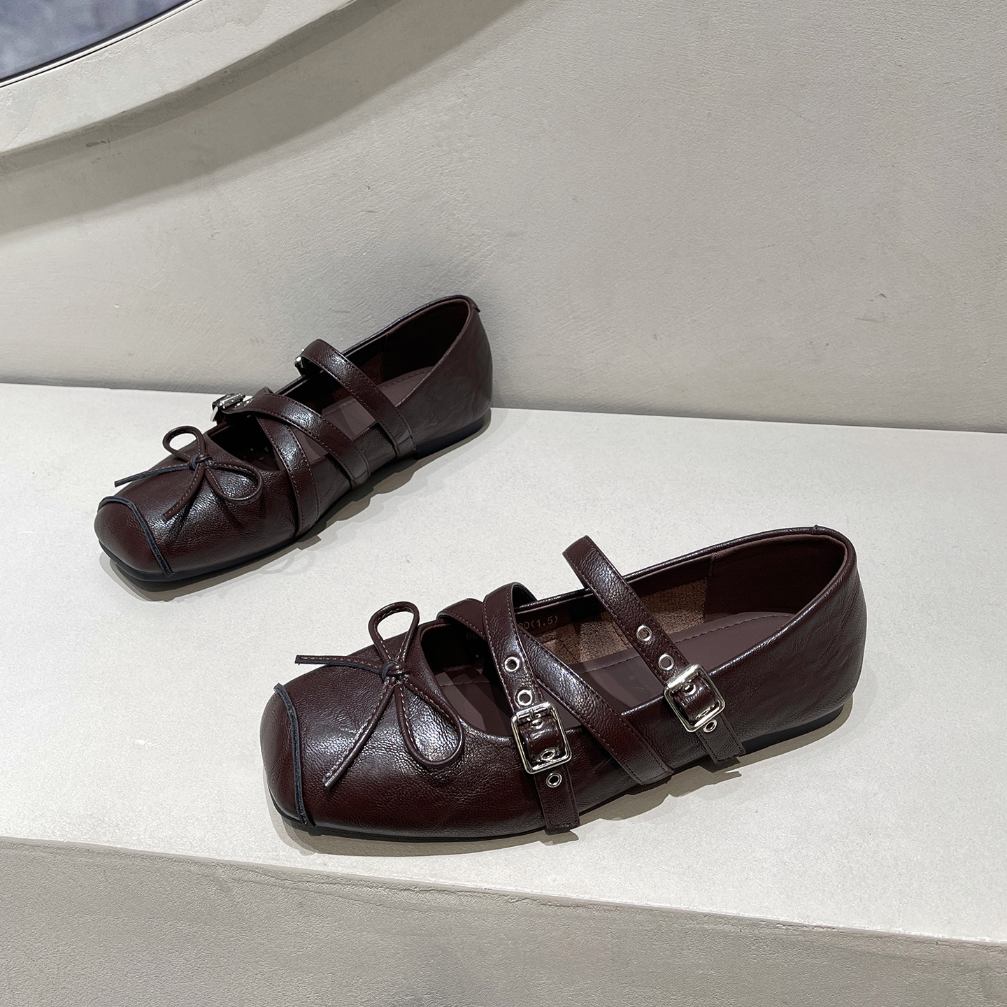 法式蝴蝶结玛丽珍鞋女2026新款配裙子少女风交叉扣带方头平底单鞋,女鞋,玛丽珍鞋,淘宝优惠券,粉丝福利购,淘宝优惠卷