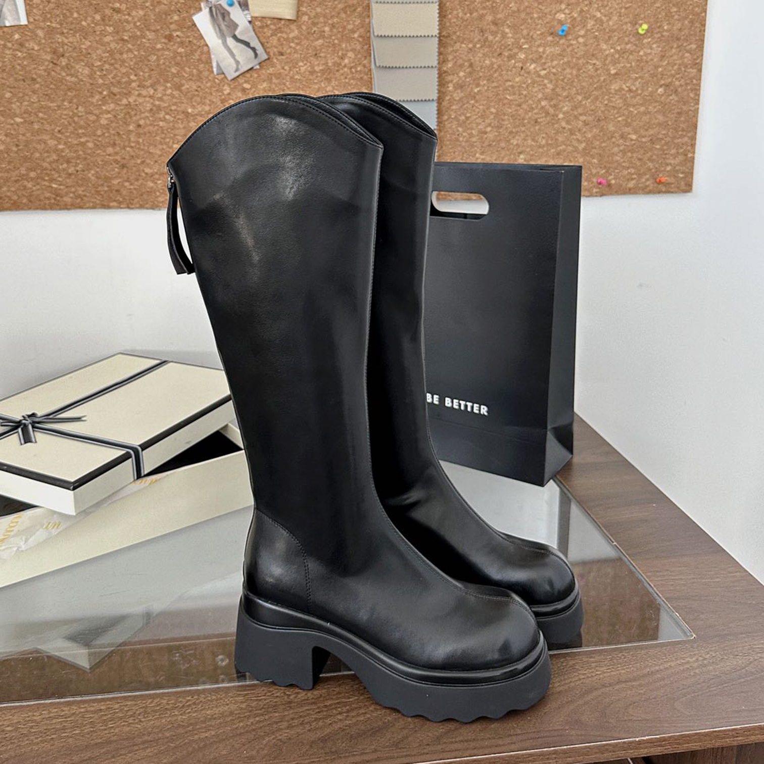 黑色厚底长筒靴显瘦增高骑士靴