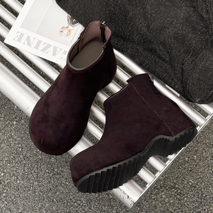 森系复古丑萌大头绒面短靴女2025秋冬新款 百搭小个子内增高勃肯鞋