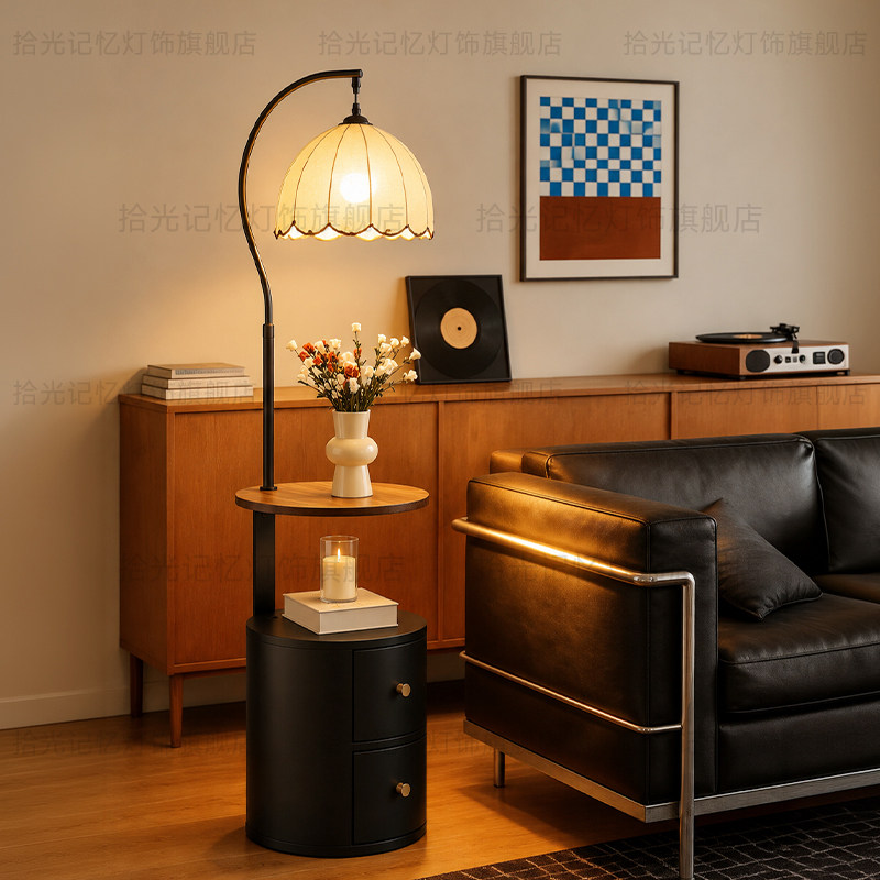 中古风落地灯客厅沙发边卧室床头灯具创意茶几置物架一体立式台灯