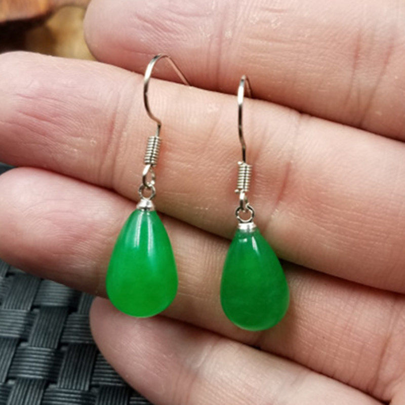 新款精美天然玉石绿色石英岩玉水滴耳环碧绿色水滴耳环玉耳坠,珠宝/钻石/翡翠,耳饰,淘宝优惠券,粉丝福利购,淘宝优惠卷