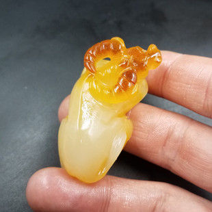 一物一图 天然玉石a货手工雕刻立体黄龙玉牛挂件 红头黄龙玉牛
