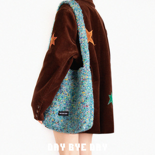 小众大容量通勤托特包糖果色 DAY原创单肩斜挎毛呢女个性 DAY BYE