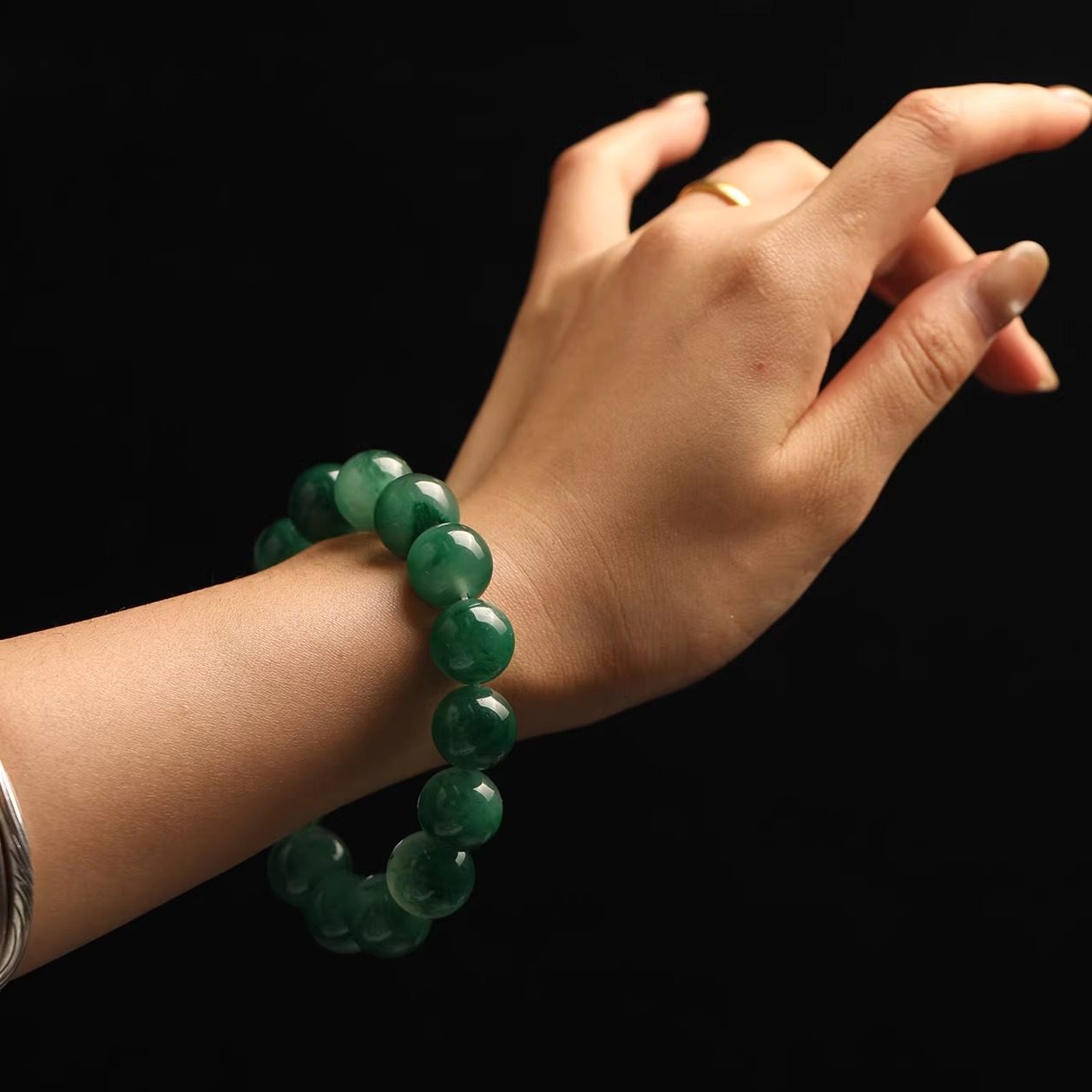 陈万福珠宝天然非洲翠A货珠串果绿冰飘花糯种满色DIY款精美手串,珠宝/钻石/翡翠,非洲翠,淘宝优惠券,粉丝福利购,淘宝优惠卷