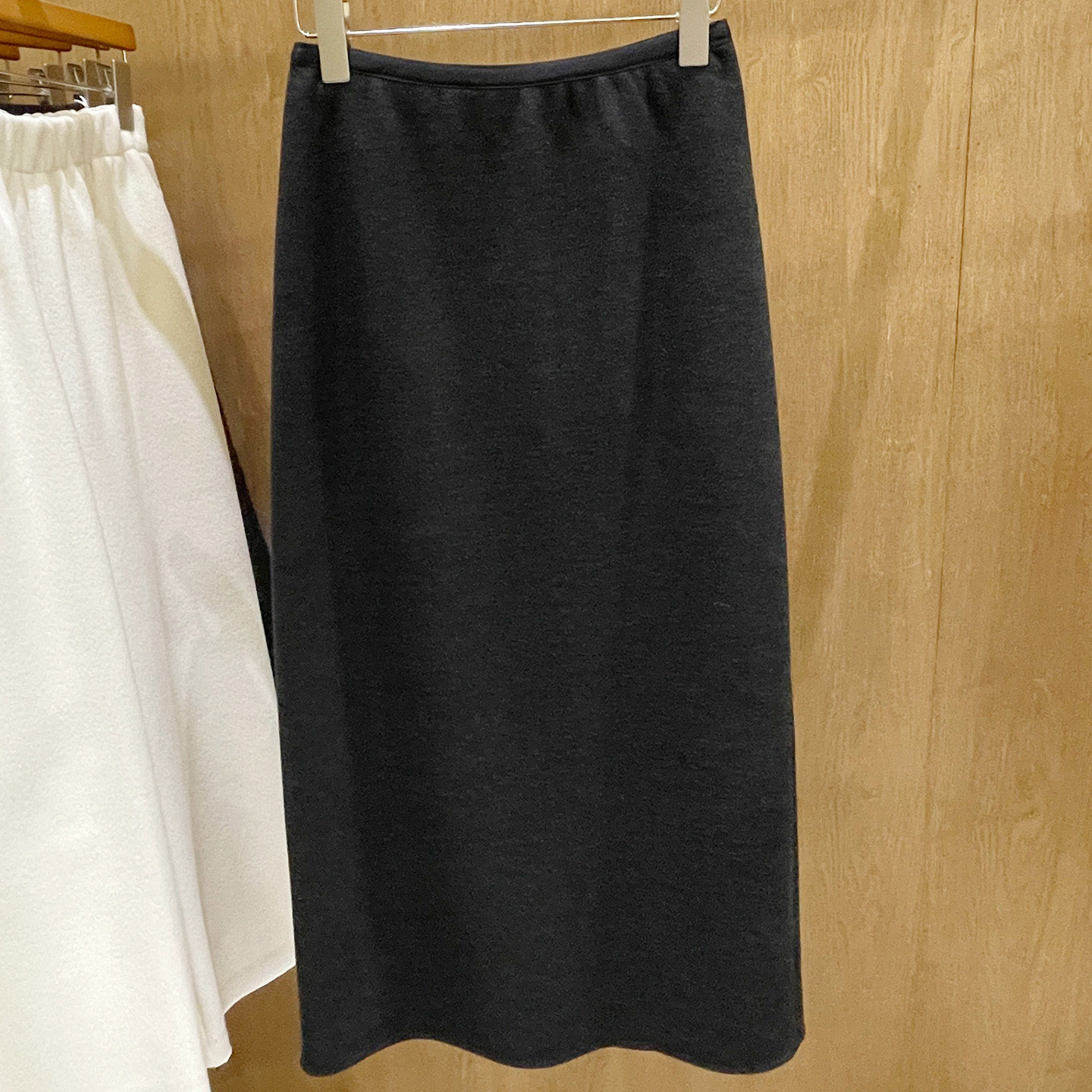 加绒加厚后开叉包臀直筒裙女2025冬季简约百搭松紧腰中长款半身裙