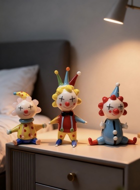 马戏团玩偶汽车小摆件车内饰品办公桌装饰车载现代简约风情绪