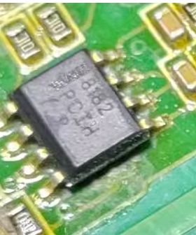 8182 CS8182YDFR8G 汽车电脑板电源低压差稳压器芯片 SOP8脚