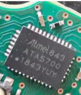 ATA5700 汽车遥控钥匙芯片