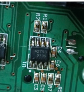 4279G TLE4279G TLE4279 SOP-8 电源管理线性稳压器芯片八脚