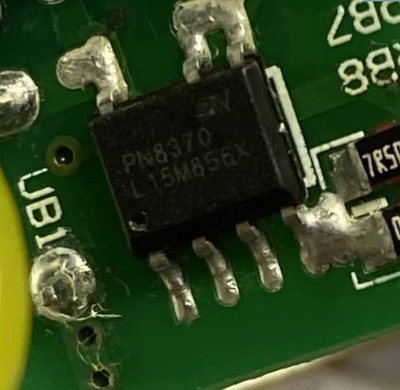 PN8370 PN8370SSC-R1C 充电器电源芯片 全新原装现货