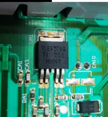 TLE4275Q TO252 4脚半 汽车仪表稳压5V电源管 全新原装