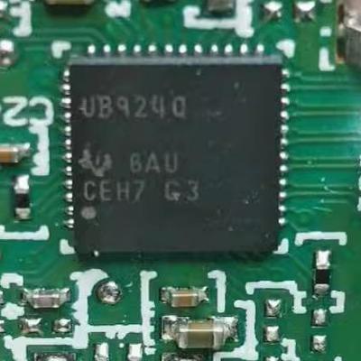 UB924Q DS90UB924TRHSRQ1 汽车仪表串行解串器IC芯片 WQFN48脚