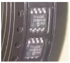 TC4428E 汽车电脑板电桥驱动器IC芯片SOP8脚