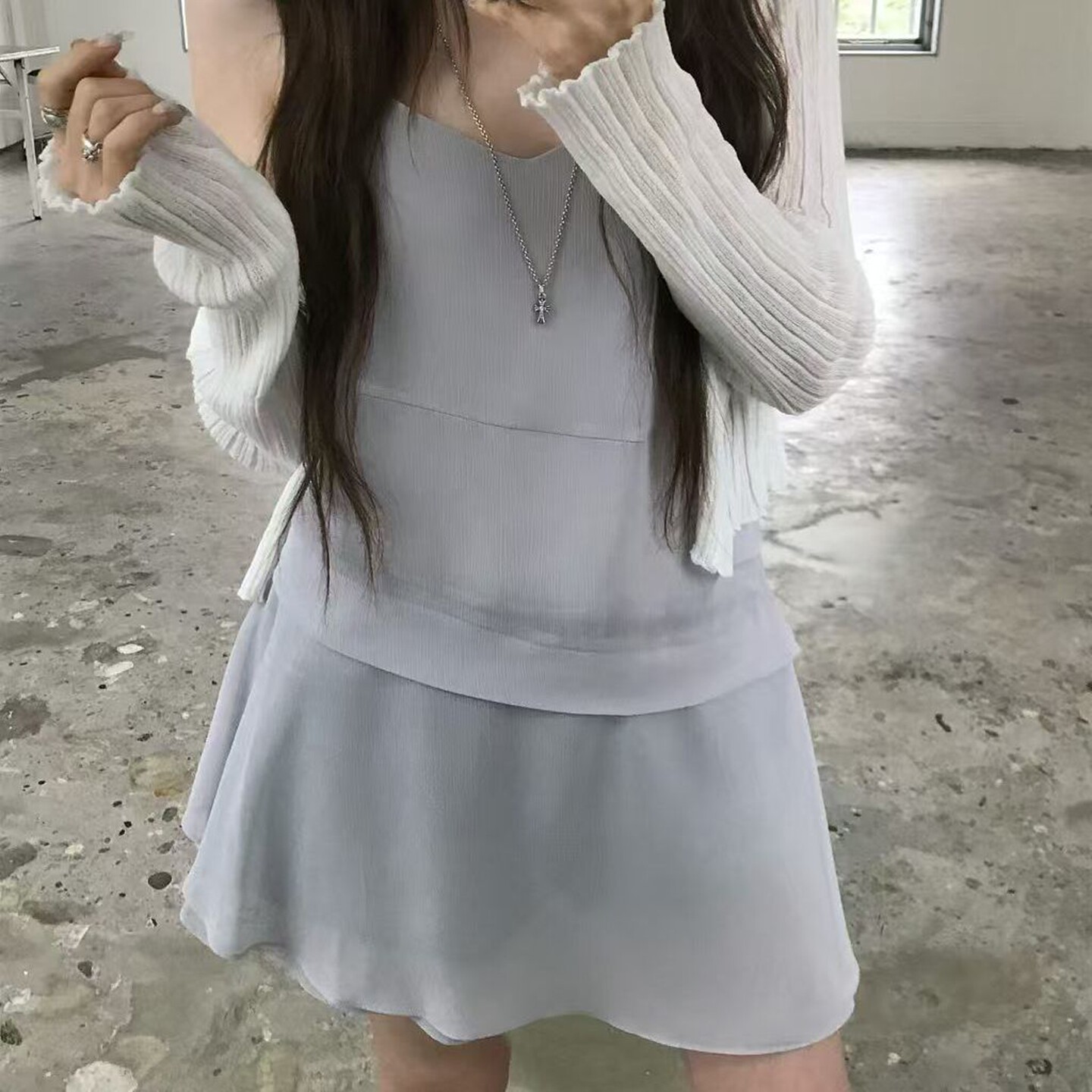 洋气简约韩国代购V领吊带裙