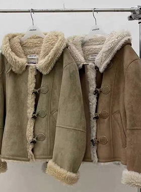 现韩国东大门代购atmosphere2025冬时尚百搭连帽牛角扣羊羔毛外套