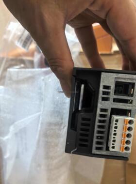 询价Siemens变频器控制器6SL3243-6BB30-1HA3全新原装只有1台