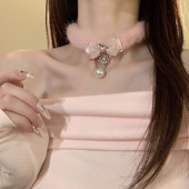 HEY TAO冬日甜美雪花珍珠粉色毛绒choker项链女款 毛衣链配饰颈链