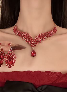 HEY TAO复古红色水滴吊坠项链女轻奢气质颈链高级感新娘礼服配饰