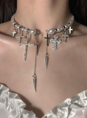 HEY TAO甜酷高级感珍珠铆钉十字架choker颈链配饰独特气质项链女