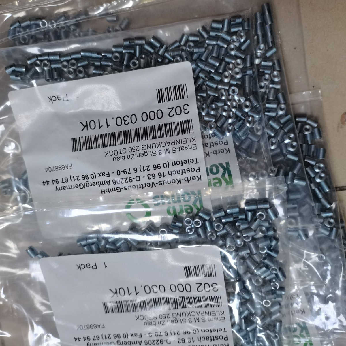 供应德国kerb konus螺纹套 螺柱 螺母 302 000 030.110