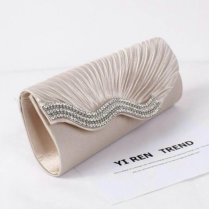 潮牌韩版新款手拿包女时尚晚宴包礼服旗袍搭配宴会镶钻小手包单肩