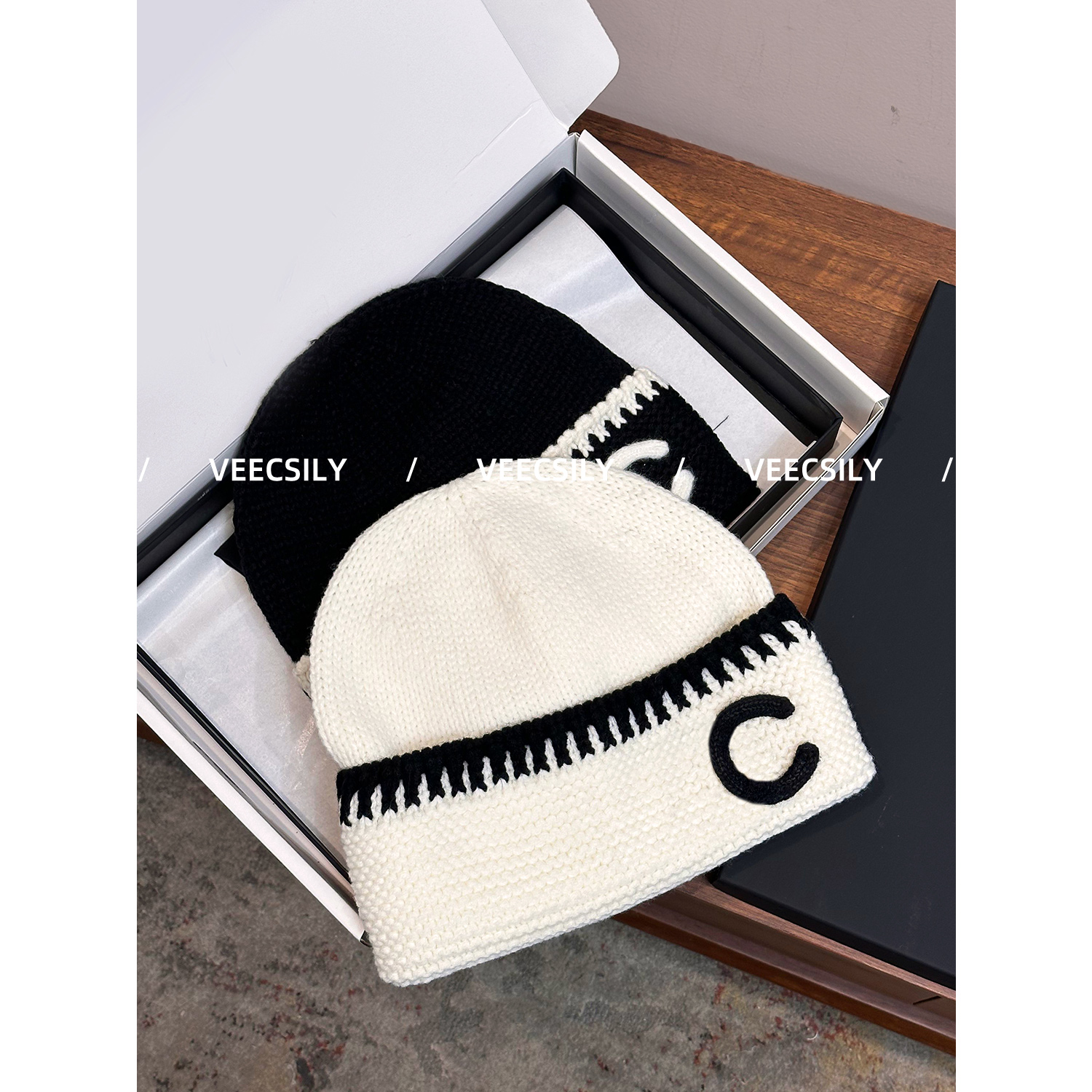 VEECSILY/岁月都已发生~保暖针织羊毛冷帽刺绣黑色复古百搭毛线帽