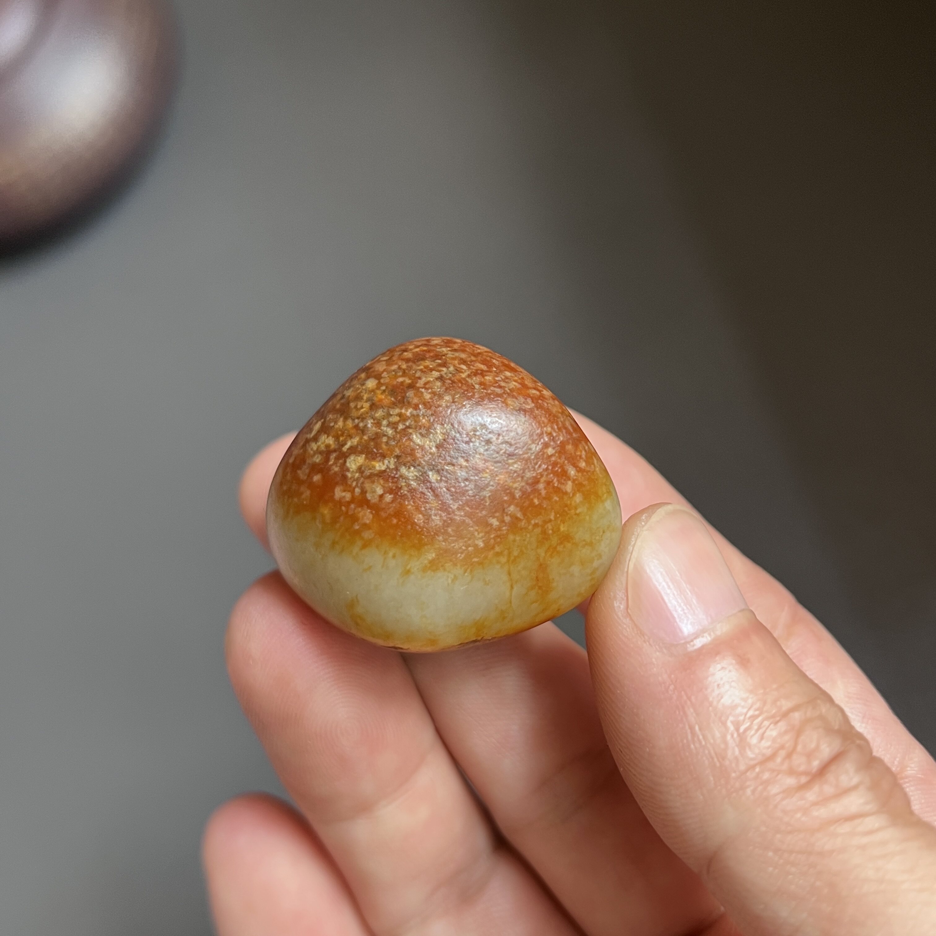新疆籽料红沁和田玉籽原石无修