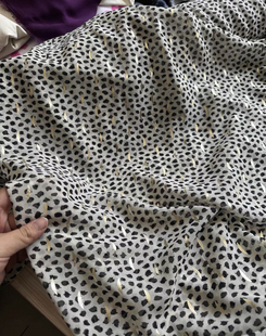 波点 宽1.45米左右 月牙款 0840纱面料 雪纺布料 3米