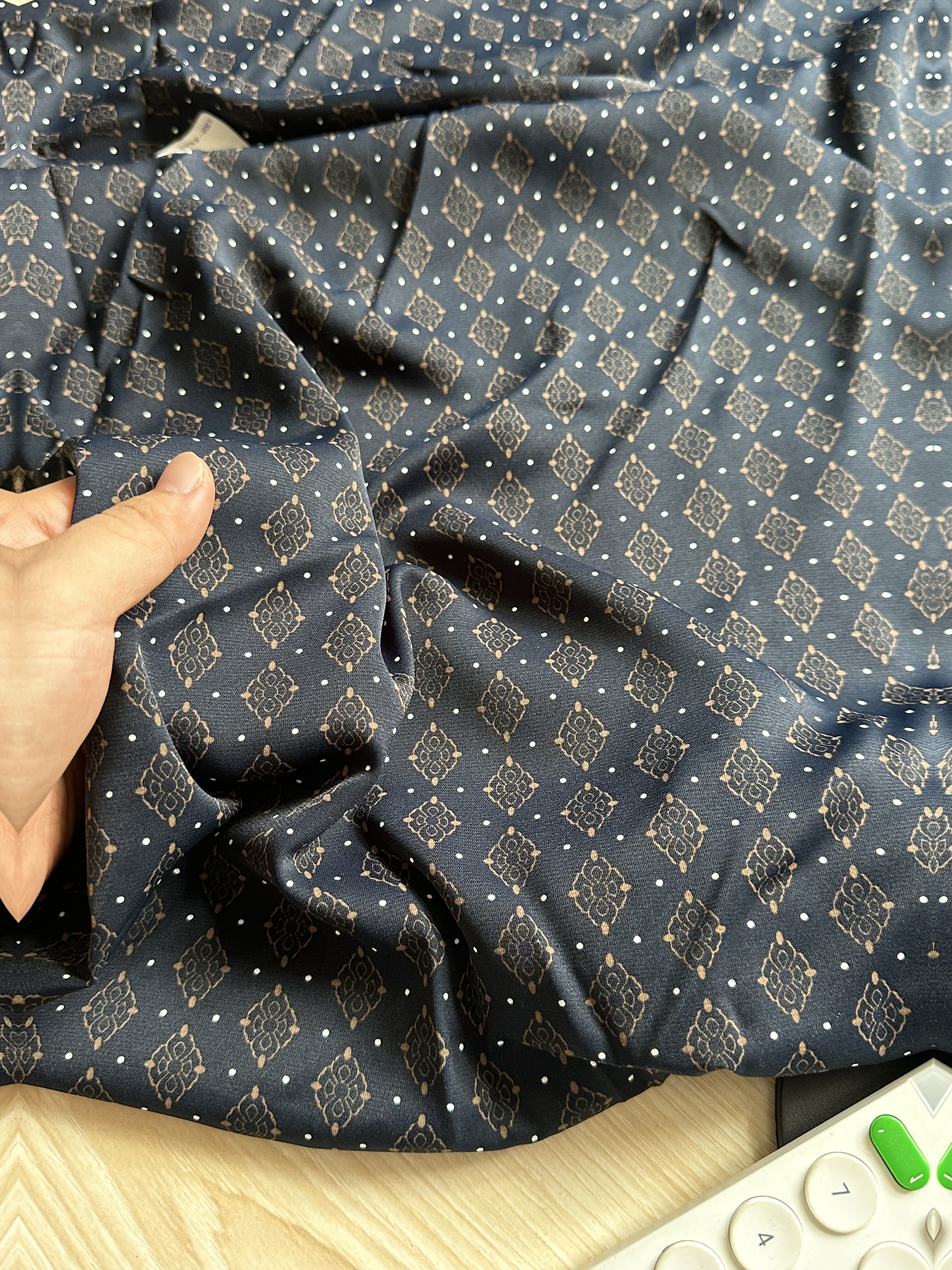 一个 古蓝色布片（1.3米左右乘0.55米左右）,居家布艺,海绵垫/布料/面料/手工diy,淘宝优惠券,粉丝福利购,淘宝优惠卷