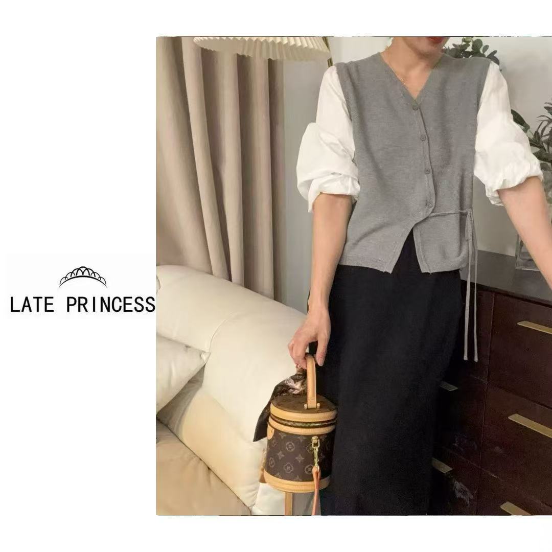 LATE PRINCESS【回忆】秋季新款拼接假两件毛针织衫圆领衬衫