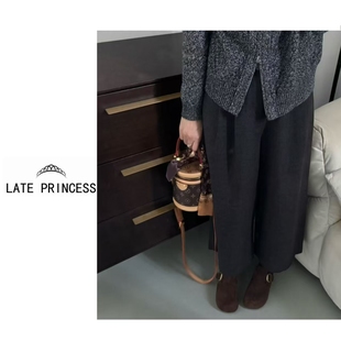 2025秋季 佩妮 新款 时尚 LATE 显瘦八分裤 PRINCESS