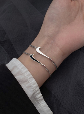 纯银酷帅风韩版百搭对勾手链