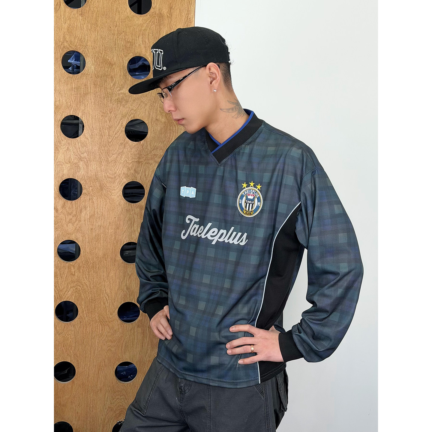 BurnBro美式复古春夏运动球衣男女格纹足球宽松V领情侣长袖T恤潮