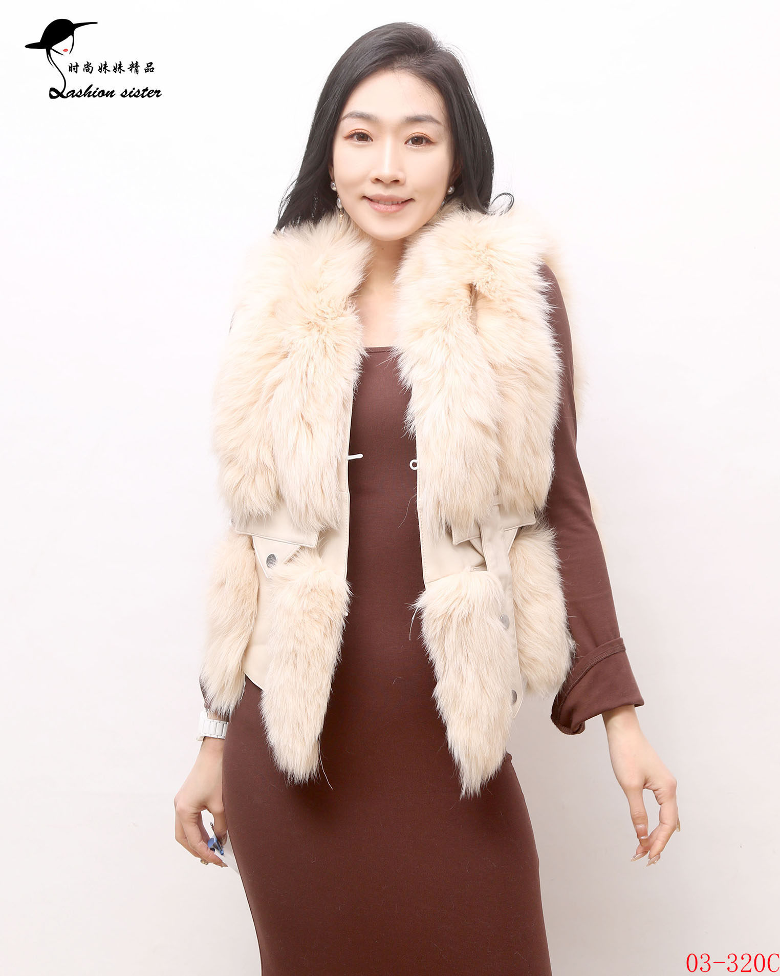 紫帝莎澜休闲百搭狐狸毛马甲