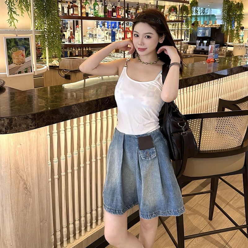 VicxxClothing出品女装春夏新款Anagram字母压印皮牌水洗牛仔短裙