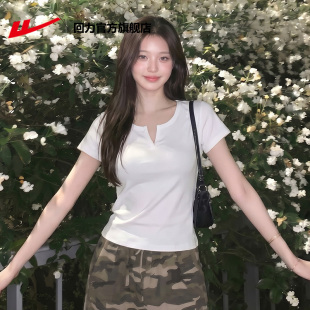 回力白色小v领短袖t恤女款2026夏新款绝美设计感内搭修身上衣服PE