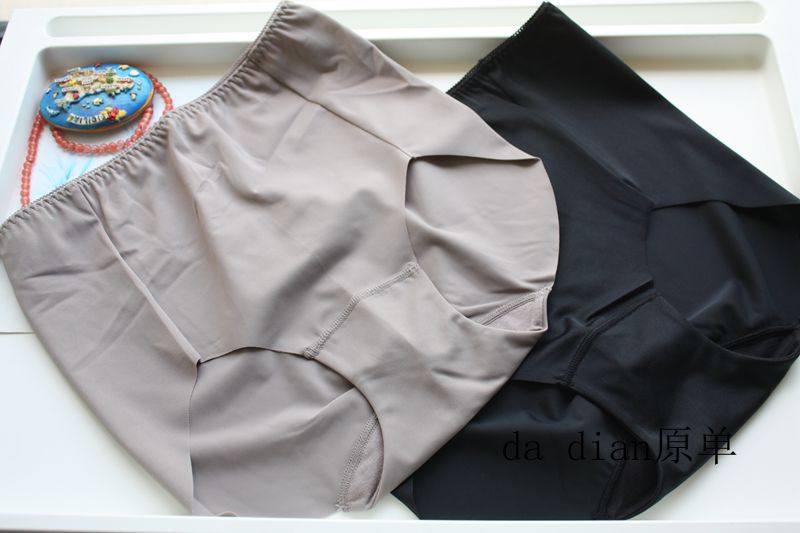 日单高腰一片式无痕棉裆女内裤