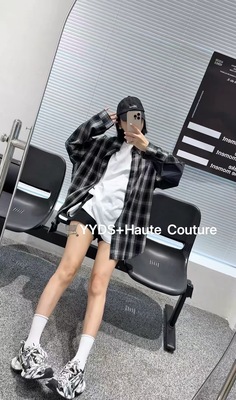2025秋季新款韩版宽松百搭拼接格子衬衫女设计感小众长袖衬衣外套