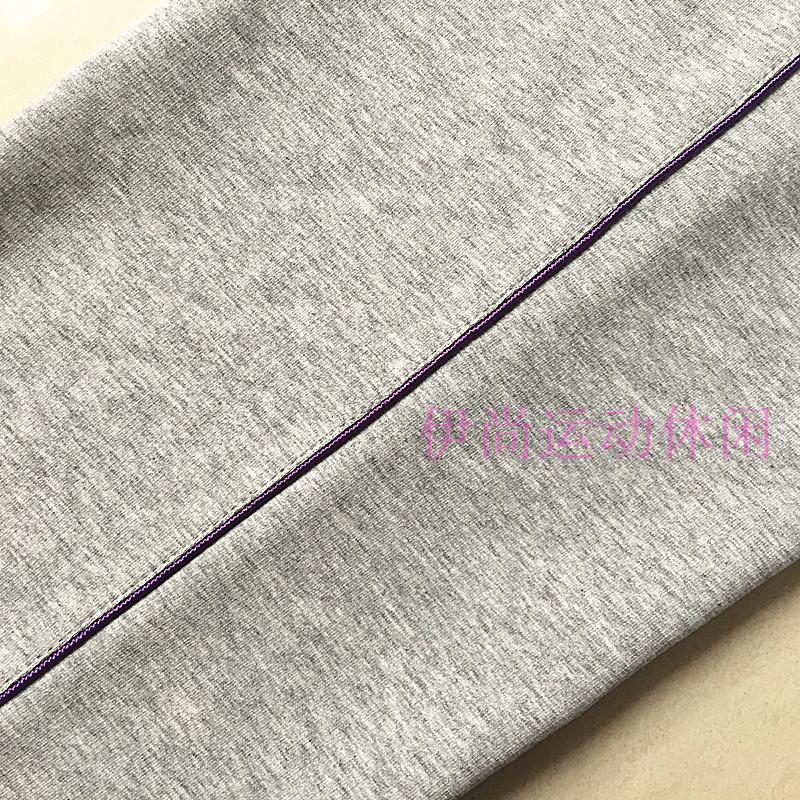 浅灰色1条细杠纯棉毛圈透气长裤