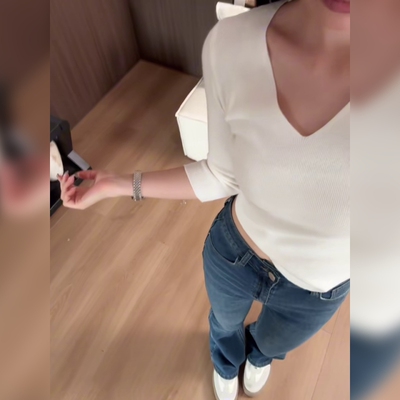 自然风格微喇修身显腿长牛仔裤