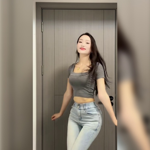 高腰牛仔裤铅笔裤常规款修身显瘦气质百搭日常休闲潮流款女士裤子