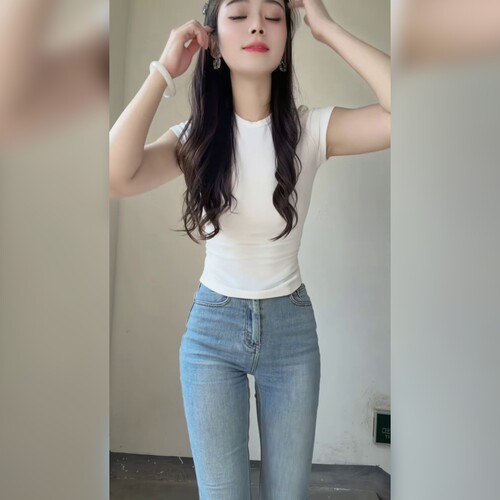 春秋女生微喇弹力牛仔裤好穿百搭