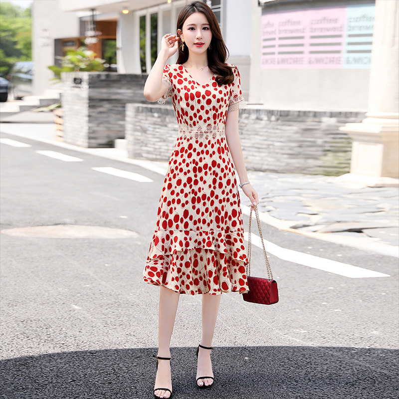 2019夏装新款时尚荷叶边不规则过膝长裙樱桃印花雪纺裙短袖连衣裙