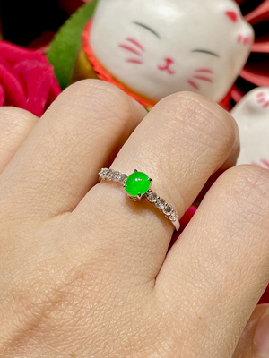 冰种正阳绿缅甸翡翠戒指A货正品翡翠18k金玉石钻石镶嵌女款蛋面