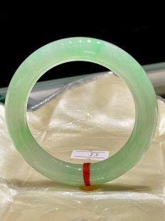 百搭款 缅甸翡翠A货正品 冰种阳绿55圈口圆条手镯上手好看大方时尚