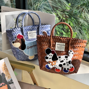 日单2025新款 卡通腊肠狗菜篮子手工编织复古手套出游野餐包手拎包
