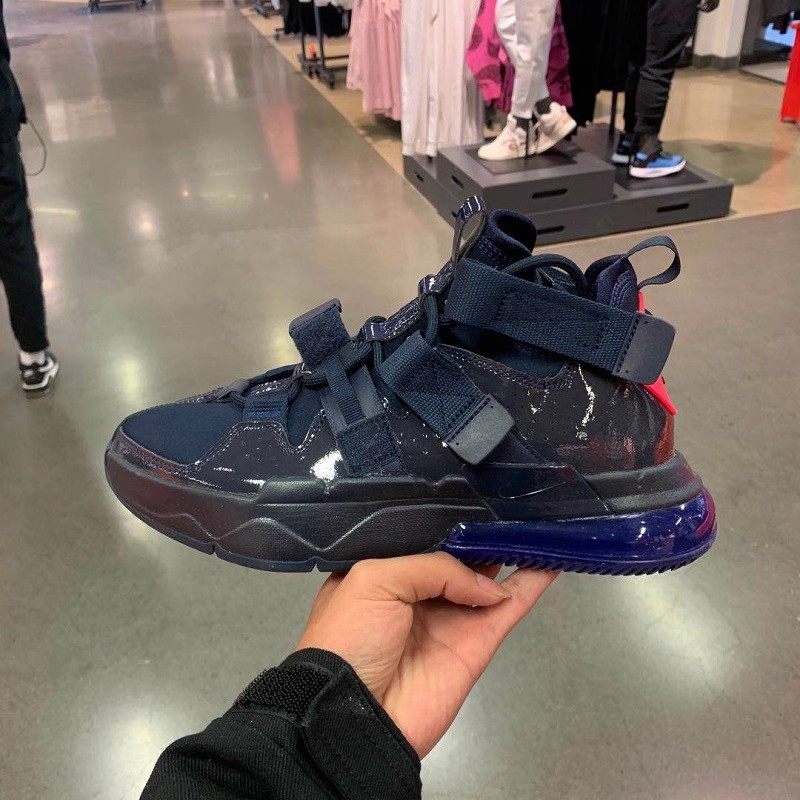 Nike耐克2020年新款男子AIR EDGE 270复刻鞋AQ8764-402